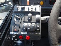 VOLVO 8700 LE 44 sitze 39 Steh euro 5 ( EEV)