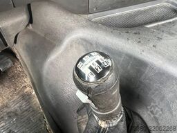 Scania G94 - 220 (EURO 2 / MANUAL PUMP / MANUAL GEARBO...
