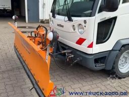 Multicar M30 4x4 Winterdienst Streuer- Schild/ Bürste