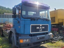 MAN 26.403 6x2 BL Lift & Lenkachse man Pumpe