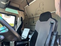 MAN TGX 18.470 XXL / LOW DECK / MEGA