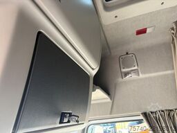 Renault Premium + DHOLLANDIA LOADLIFT + SMART TACHO + E...