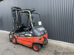 Linde E25-02