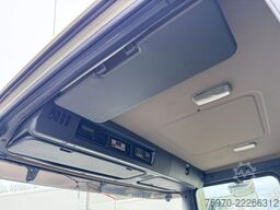 Scania P250 ECF BOX + TRS TWIN-COOL + DHOLLANDIA