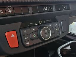 DAF XG 480 Spoilers, skylights