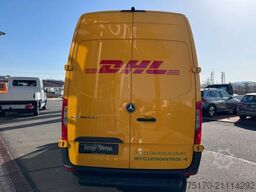 Mercedes-Benz eSprinter 312 DHL Regal KEP-Ausbau