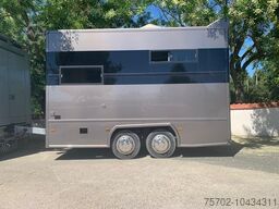 AK 3 Pferdeanhänger top Wohnung