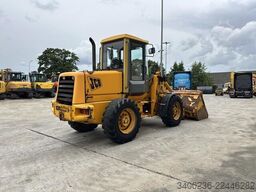 JCB 411