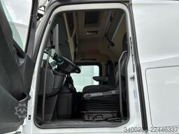 Mercedes-Benz Actros L 1945