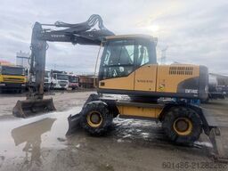 VOLVO EW 140 C Baujahr 2010