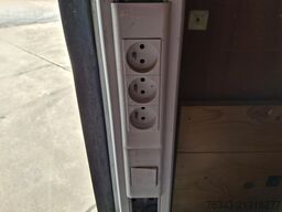 IVECO EUROCARGO ML 120EL19 - E6 - NACELLE 15 M