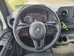 MERCEDES-BENZ SPRINTER 315 Bakwagen Laadklep!