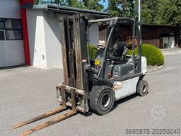 NISSAN Uni Carriers 25