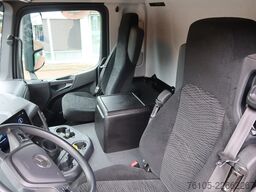 Mercedes-Benz Actros 1824 L Bakwagen + Laadklep 2000 kg