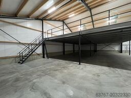 320 m² , Traglast: 500 kg/m² Lichte Höhe: 3,0m | Raster: 4,0 x 5,0 m