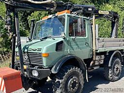 Mercedes-Benz 425 (U1500)