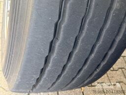 Schmitz Cargobull Trockenfrachtkoffer Standard Ladebordwand