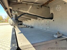 SCHMITZ CARGOBULL SCS24/L / Bär LBW 2.500 kg / Coilmulde