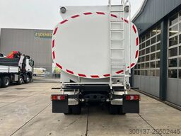 Mercedes-Benz Axor 3344 6x4 Water Tank Truck