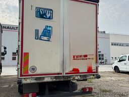 Mercedes-Benz Atego 1221