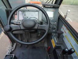 TADANO-FAUN GR-300EX WITH JIB 4X4X4 ROUGH TERRAIN CRANE