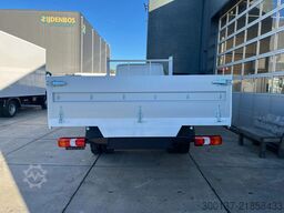 Mercedes-Benz Accelo 915 4x2 Flatbed with Dropsides