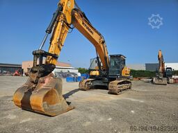 HYUNDAI HX 330 L