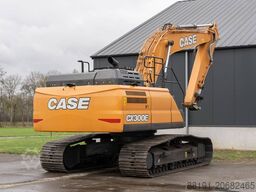 CASE CX 300 E
