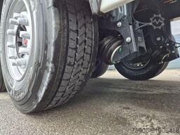 Lecitrailer PLATEAU TWISTLOCKS