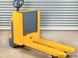 Jungheinrich EJE C20 - Service Neu - Batterie 80% -nur 2.685Std