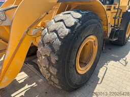 CATERPILLAR 950H Radlader MIT Schaufel 18,5 Tonnen *6.294 h