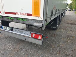Fliegl SDS 390 RoadRunner mit Coilmulde
