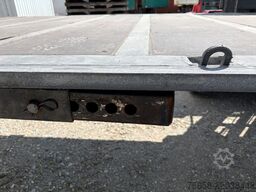 x Verzinkte Baustoff Plattform 7,82m