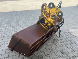  hydraulischer  Grabenräumlöffel / SW33 / 2.000 mm