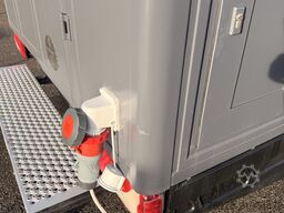 Mercedes-Benz Foodtruck, Imbisswagen, Food Truck mit neuer Küche und Ausstattung