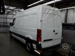 Mercedes-Benz eSprinter 312 Kasten Hochdach Standard