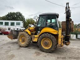 NEW HOLLAND B 115 B Baujahr 2011
