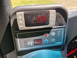 MERCEDES-BENZ 2 x 515 Sprinter 22 Schlafsessel Lagerfahrzeug S