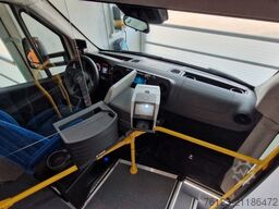 MERCEDES-BENZ Heckniederflur Sprinter 517 / 4 er Bestuhlung