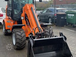 Tec-Point GmbH Teleskoplader 2,5 t Neu! Sofort Verfügbar! 4-in-1 Schaufel!