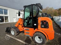 Tec-Point GmbH Teleskoplader 2,5 t Neu! Sofort Verfügbar! 4-in-1 Schaufel!