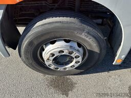 Mercedes-Benz Actros 3243 8x4 Trockensauger / Swiss-Vehicle