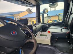 SCANIA P280