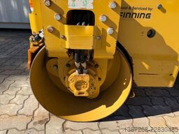 CATERPILLAR CB1.7 / 2019 BJ / 430 Stunden