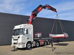 Scania R590 V8 8x2 / HMF 9520 - JIB - WINCH / TRACTOR