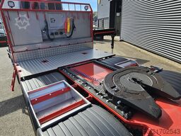 Scania R590 V8 8x2 / HMF 9520 - JIB - WINCH / TRACTOR