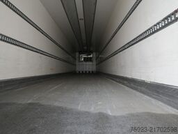 Chereau 3 Axle frigo trailer with THERMO KING SLX 300