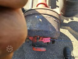 SMB TRAILER AXLE SINGLE TIRES.