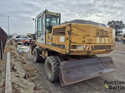 Liebherr A 902 Litronic