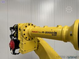 FANUC R-2000iB/210F